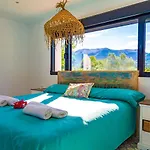 Mediterranean Luxe • 8pax • Pool • Bbq •cozy *