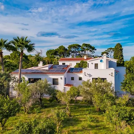 Mediterranean Luxe • 8pax • Pool • Bbq •cozy Villa *