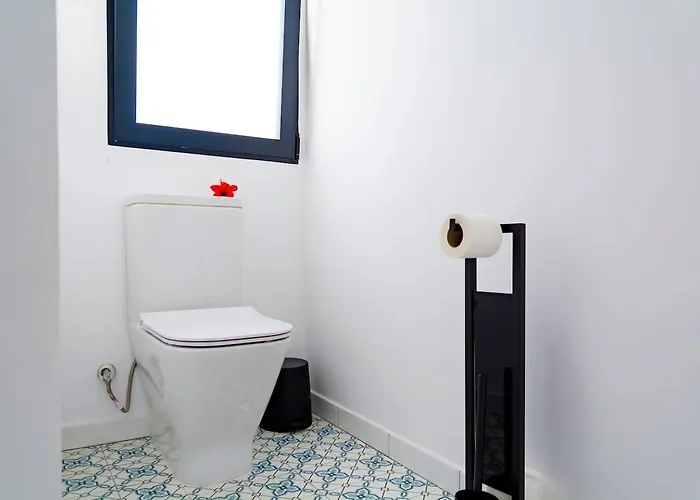 Mediterranean Luxe • 8pax • Pool • Bbq •cozy