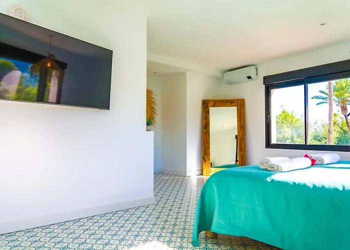 Mediterranean Luxe • 8pax • Pool • Bbq •cozy * Denia