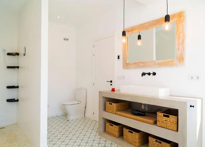 Mediterranean Luxe • 8pax • Pool • Bbq •cozy Dénia