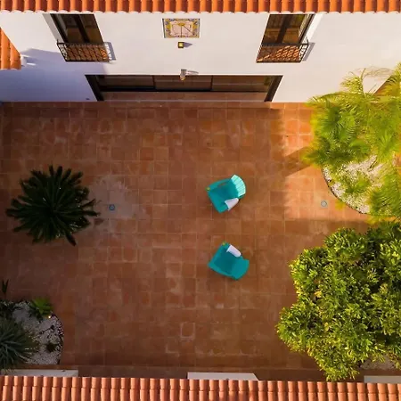 Mediterranean Luxe • 8pax • Pool • Bbq •cozy וילה *